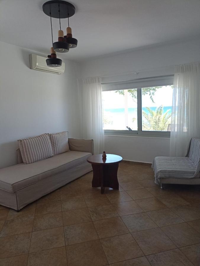 Grandes Sea Front Apartment *